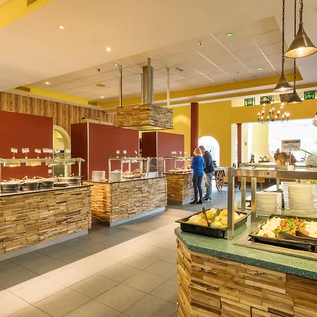 Hochsauerland By Center Parcs ميدهباخ