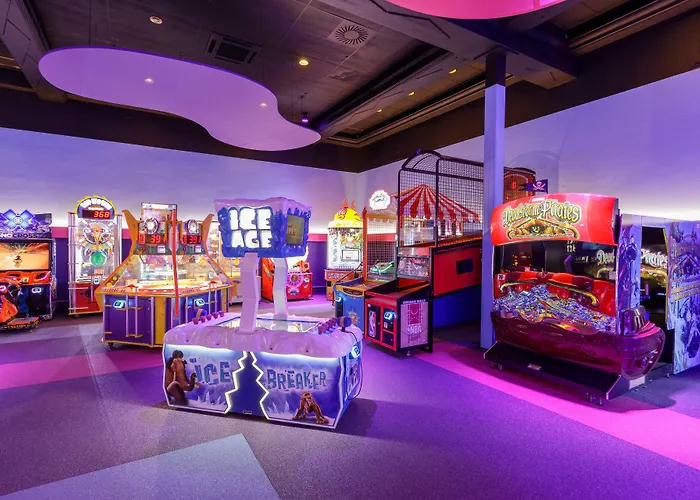 Hotel Hochsauerland By Center Parcs 3*